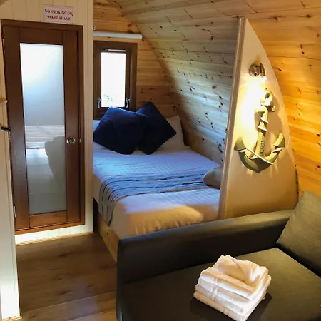 Ardmore Glamping Pods Lodge Cork