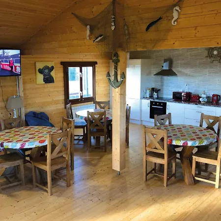 Ardmore Glamping Pods Lodge Cork