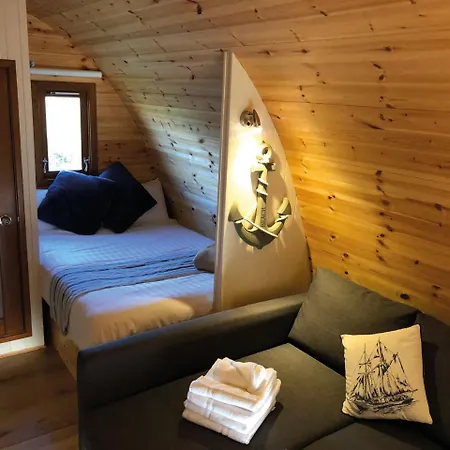 Ardmore Glamping Pods Lodge